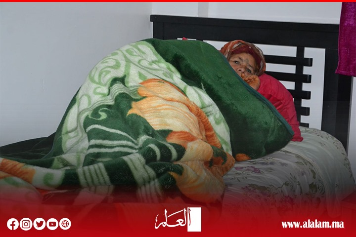 توزيع أغطية ونقل سيدة خمسينية بدون مأوى إلى مركز الأمل للأشخاص في وضعية صعبة بأزيلال توزيع أغطية ونقل سيدة خمسينية بدون مأوى إلى مركز الأمل للأشخاص في وضعية صعبة بأزيلال