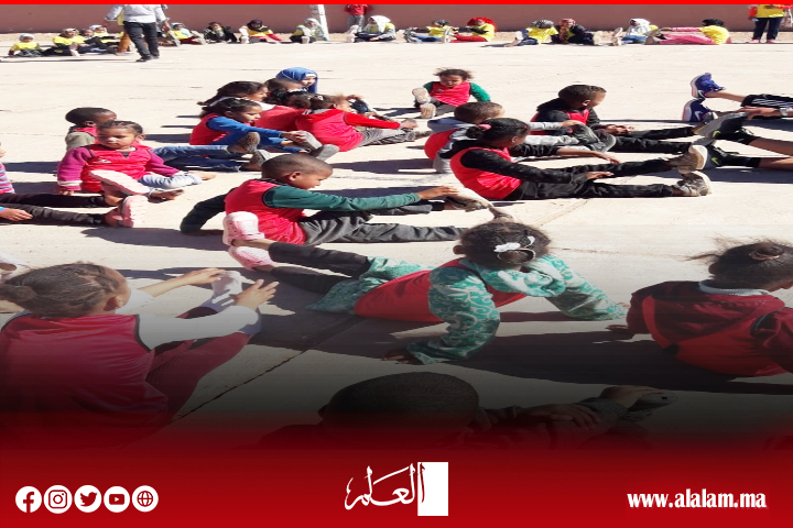 الرياضة للجميع: تنظيم قافلة رياضية وطنية وسباق "خطوات النصر النسائية" بإقليم زاكورة الرياضة للجميع: تنظيم قافلة رياضية وطنية وسباق "خطوات النصر النسائية" بإقليم زاكورة