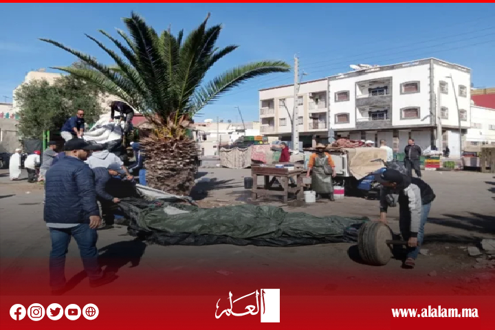 حملات تحرير الملك العمومي لازالت متواصلة بأحياء أكادير حملات تحرير الملك العمومي لازالت متواصلة بأحياء أكادير