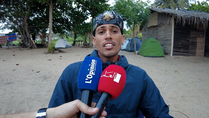 جاؤوا من المغرب عبر دراجاتهم الهوائية وقطعوا آلاف الكيلومترات بين الأدغال الإفريقية..