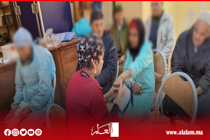 خدمات صحية تستهدف حوالي 14000 شخص بـ 20 جماعة بإقليم أزيلال خلال شهر واحد خدمات صحية تستهدف حوالي 14000 شخص بـ 20 جماعة بإقليم أزيلال خلال شهر واحد