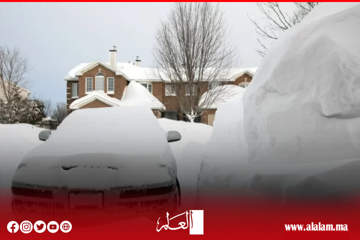عاصفة ثلجية قوية وتاريخية تصيب شرق كندا بالشلل عاصفة ثلجية قوية وتاريخية تصيب شرق كندا بالشلل