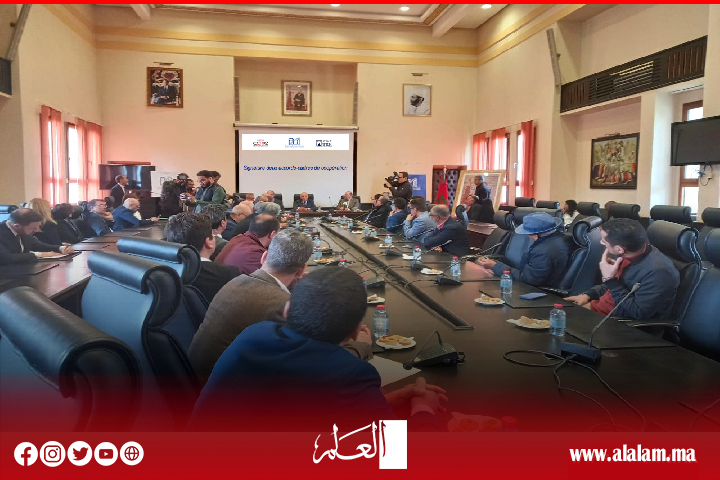 توقيع اتفاقيات للتعاون بين جامعة محمد الخامس بالرباط ومجلس الجالية المغربية بالخارج وجامعة روما الثالثة توقيع اتفاقيات للتعاون بين جامعة محمد الخامس بالرباط ومجلس الجالية المغربية بالخارج وجامعة روما الثالثة