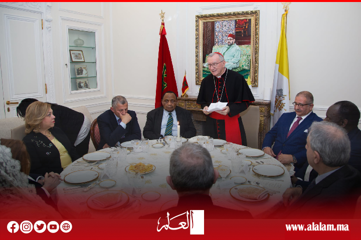 حصري.. رئيس حكومة الفاتيكان يشيد بريادة جلالة الملك في تعزيز الحوار بين الأديان ويعبر عن امتنانه وفخره حصري.. رئيس حكومة الفاتيكان يشيد بريادة جلالة الملك في تعزيز الحوار بين الأديان ويعبر عن امتنانه وفخره