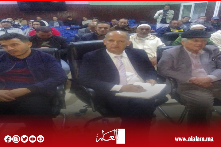 "عواطف حيار" في لقاء تواصلي مع مناضلي حزب الاستقلال بدمنات "عواطف حيار" في لقاء تواصلي مع مناضلي حزب الاستقلال بدمنات