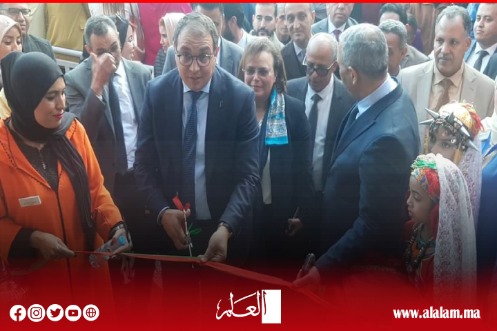 زيارة وزيرة التضامن والإدماج الاجتماعي والأسرة لمدينة دمنات لتعزيز ركائز الدولة الاجتماعية والتنمية المستدامة زيارة وزيرة التضامن والإدماج الاجتماعي والأسرة لمدينة دمنات لتعزيز ركائز الدولة الاجتماعية والتنمية المستدامة