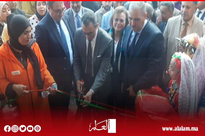 زيارة وزيرة التضامن والإدماج الاجتماعي والأسرة لمدينة دمنات لتعزيز ركائز الدولة الاجتماعية والتنمية المستدامة زيارة وزيرة التضامن والإدماج الاجتماعي والأسرة لمدينة دمنات لتعزيز ركائز الدولة الاجتماعية والتنمية المستدامة