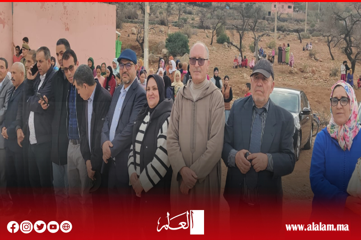 وزير التجهيز والماء يترأس المجلس الإداري لوكالة حوض أم الربيع بأزيلال ويزور سد واد الأخضر ويعطي انطلاقة الطريق الوطنية 25 أفورار بين الويدان وزير التجهيز والماء يترأس المجلس الإداري لوكالة حوض أم الربيع بأزيلال ويزور سد واد الأخضر ويعطي انطلاقة الطريق الوطنية 25 أفورار بين الويدان