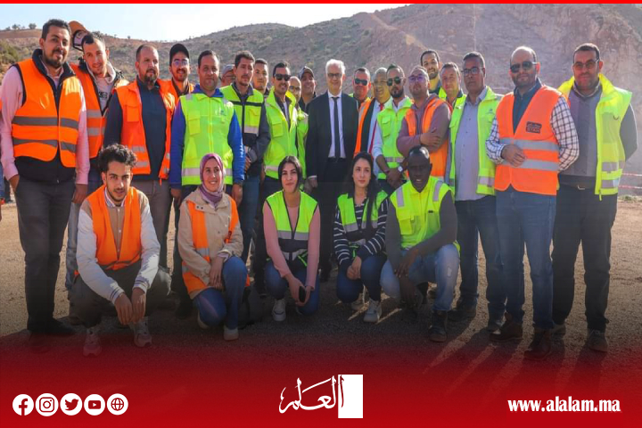وزير التجهيز والماء يترأس المجلس الإداري لوكالة حوض أم الربيع بأزيلال ويزور سد واد الأخضر ويعطي انطلاقة الطريق الوطنية 25 أفورار بين الويدان وزير التجهيز والماء يترأس المجلس الإداري لوكالة حوض أم الربيع بأزيلال ويزور سد واد الأخضر ويعطي انطلاقة الطريق الوطنية 25 أفورار بين الويدان