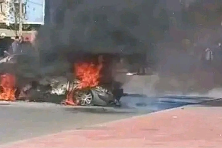 شخص يضرم النار في نفسه داخل سيارته بسلا شخص يضرم النار في نفسه داخل سيارته بسلا