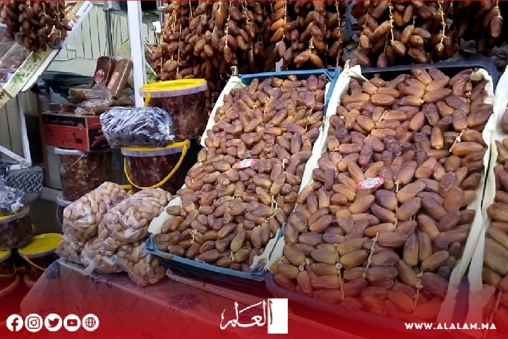 التمور‭ ‬تتغول‭ ‬على‭ ‬المغاربة‭ ‬مع‭ ‬حلول‭ ‬رمضان‭ ‬