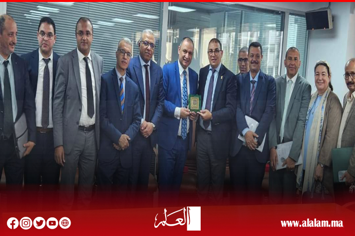 من أجل تنزيل المشاريع ذات الصلة وزير الصناعة والتجارة يعقد لقاءا مع رئيس مجلس جهة بني ملال خنيفرة من أجل تنزيل المشاريع ذات الصلة وزير الصناعة والتجارة يعقد لقاءا مع رئيس مجلس جهة بني ملال خنيفرة