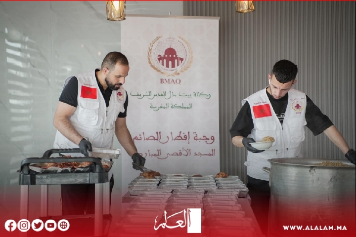 وكالة بيت مال القدس تنهي توزيع السلال الغذائية في القدس وغزة خلال رمضان وكالة بيت مال القدس تنهي توزيع السلال الغذائية في القدس وغزة خلال رمضان