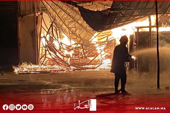حريق في سوق الهراويين بالدار البيضاء يثير مخاوف الساكنة