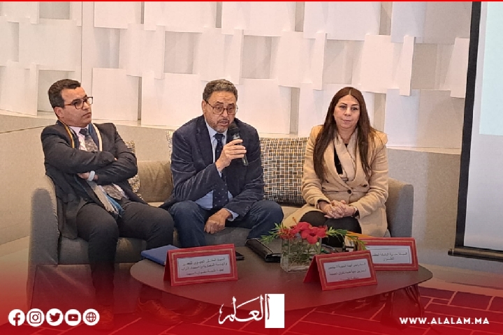 تطوان: مهندسون معماريون ومسؤولون يناقشون إشكال التعمير بالجماعة تطوان: مهندسون معماريون ومسؤولون يناقشون إشكال التعمير بالجماعة