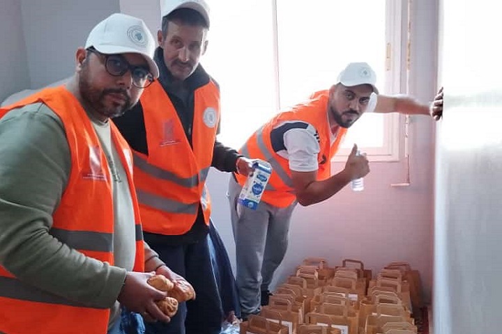 للموسم الخامس.. جمعيتا الحرية ورزق بسلا تنظمان قافلة لإفطار المحتاجين للموسم الخامس.. جمعيتا الحرية ورزق بسلا تنظمان قافلة لإفطار المحتاجين