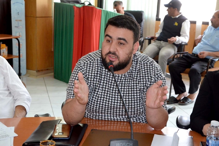 المستشار مضيان يسائل رئيس جماعة الحسيمة حول "تأخر تدبير المركب السوسيو رياضي ميرادور" المستشار مضيان يسائل رئيس جماعة الحسيمة حول "تأخر تدبير المركب السوسيو رياضي ميرادور"