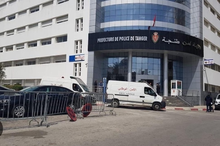 طنجة: توقيف شخص وحجز 1800 قرص مخدر من نوع "زيبام" طنجة: توقيف شخص وحجز 1800 قرص مخدر من نوع "زيبام"