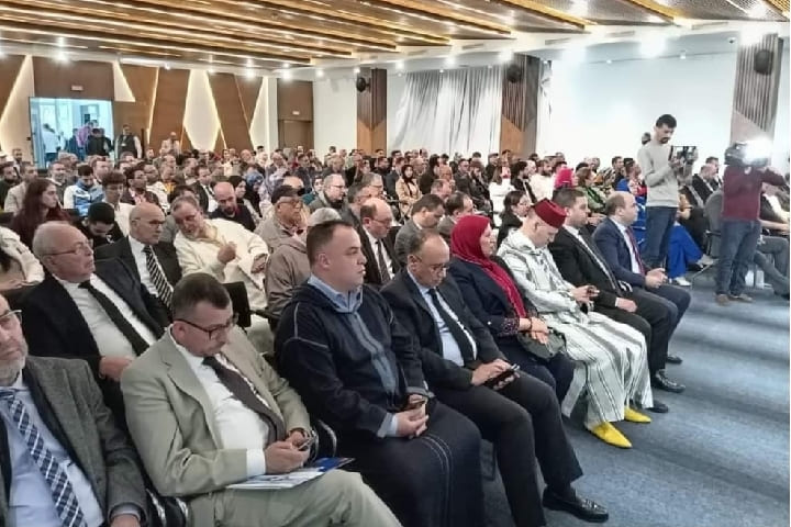 تطوان: افتتاح الأيام التجارية الجهوية في نسختها الخامسة عشرة تطوان: افتتاح الأيام التجارية الجهوية في نسختها الخامسة عشرة