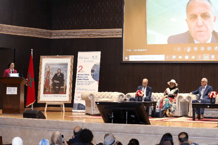 انطلاق النسخة الثانية من دورات كرسي الإيسيسكو للتعليم المفتوح بكلية العلوم في الرباط انطلاق النسخة الثانية من دورات كرسي الإيسيسكو للتعليم المفتوح بكلية العلوم في الرباط