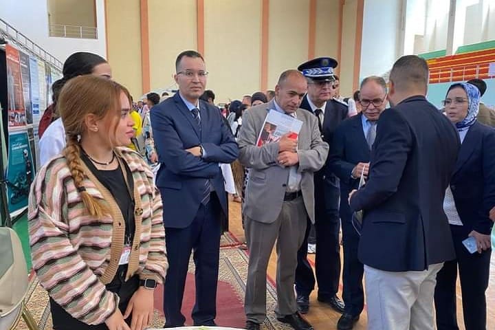 الملتقى الإعلامي والمساعدة على التوجيه بتاوريرت الملتقى الإعلامي والمساعدة على التوجيه بتاوريرت