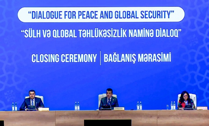 في ختام "المنتدى العالمي للحوار".. المدير العام للإيسيسكو يدعو إلى تعزيز قوة الثقافة الناعمة لترسيخ قيم التعايش والسلام في ختام "المنتدى العالمي للحوار".. المدير العام للإيسيسكو يدعو إلى تعزيز قوة الثقافة الناعمة لترسيخ قيم التعايش والسلام