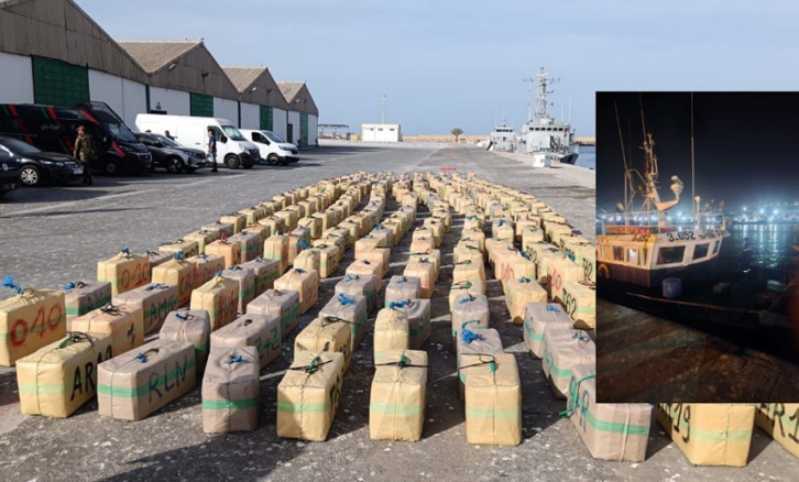 شرطة الحسيمة تترصد المتورطين في محاولة تهريب أطنان من المخدرات شرطة الحسيمة تترصد المتورطين في محاولة تهريب أطنان من المخدرات