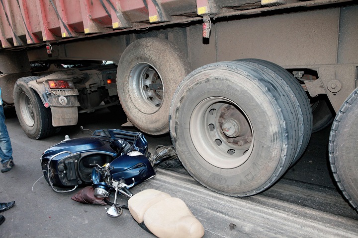 وزير النقل يسجل ارتفاعا في ضحايا حوادث السير من مستعملي الدراجات النارية