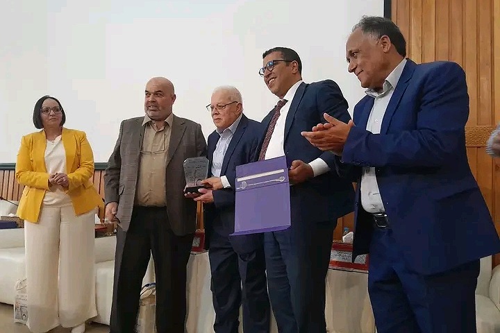 "أعلام في الذاكرة" تحتفي بالأديب أحمد اليبوري في رحاب كلية الآداب بالرباط "أعلام في الذاكرة" تحتفي بالأديب أحمد اليبوري في رحاب كلية الآداب بالرباط