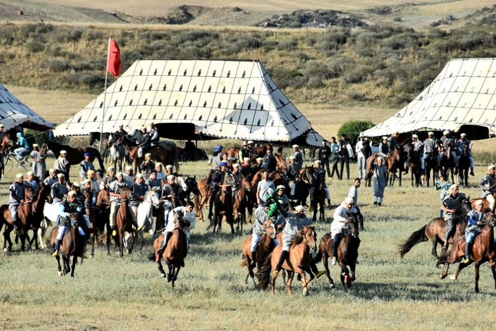 المهرجان الدولي "ماطا للفروسية" يضرب موعدا جديدا لمتتبعه في الفترة ما بين 17 و 19 ماي 2024 المهرجان الدولي "ماطا للفروسية" يضرب موعدا جديدا لمتتبعه في الفترة ما بين 17 و 19 ماي 2024