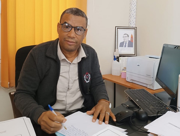ذ. إسماعيل المساوي أستاذ التعليم العالي بالمدرسة العليا للأساتذة بالرباط جامعة محمد الخامس ذ. إسماعيل المساوي أستاذ التعليم العالي بالمدرسة العليا للأساتذة بالرباط جامعة محمد الخامس