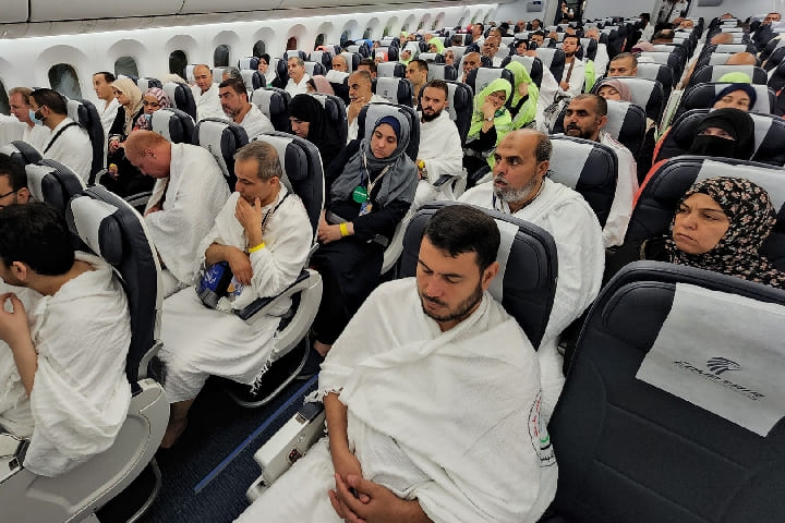 انطلاق أولى رحلات مبادرة "طريق مكة" من البيضاء انطلاق أولى رحلات مبادرة "طريق مكة" من البيضاء