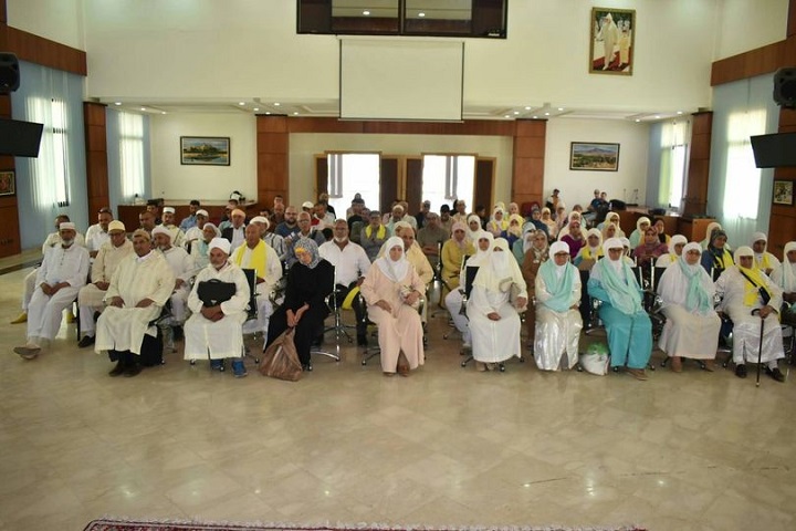 توديع فوج حجاج إقليم تاوريرت المتوجهين إلى بيت الله الحرام توديع فوج حجاج إقليم تاوريرت المتوجهين إلى بيت الله الحرام