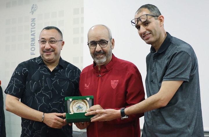 الملتقى المغربي الإفريقي الأول للطب الرياضي يحقق نجاحا علميا كبيرا الملتقى المغربي الإفريقي الأول للطب الرياضي يحقق نجاحا علميا كبيرا