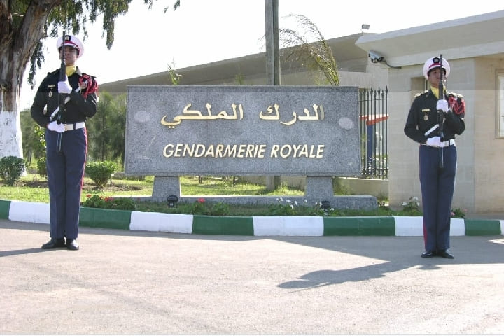 وفاة دركي بعد سقوطه من الطابق الرابع تستنفر الأمن بتطوان وفاة دركي بعد سقوطه من الطابق الرابع تستنفر الأمن بتطوان