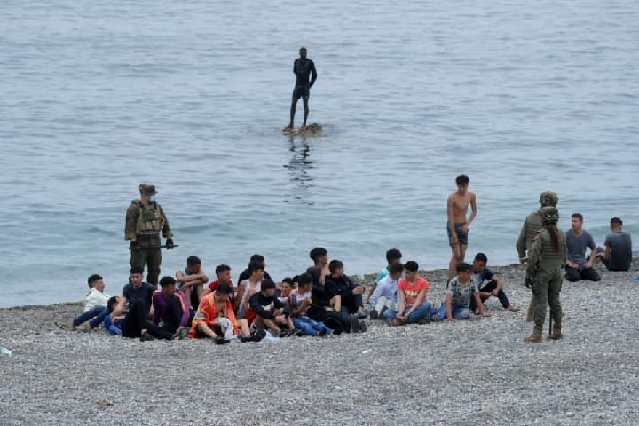 الفنيدق :إحباط عمليات منظمة للهجرة السرية من بينهم جزائريين. الفنيدق :إحباط عمليات منظمة للهجرة السرية من بينهم جزائريين.