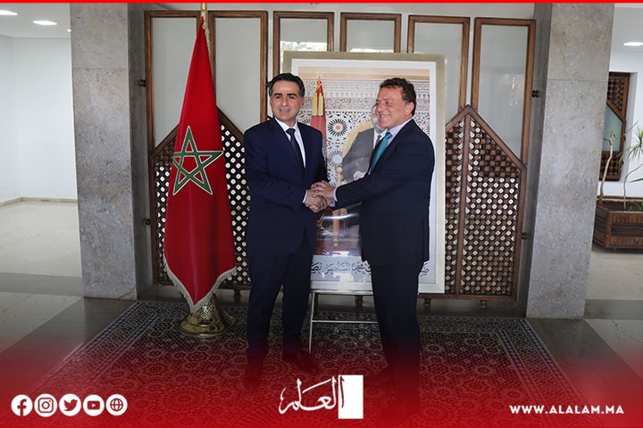 عبد الجليل يجري مباحثات مع وزراء دول آسيا في قطاع النقل واللوجستيك عبد الجليل يجري مباحثات مع وزراء دول آسيا في قطاع النقل واللوجستيك