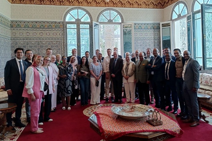 حسن السنتيسي رئيس الكونفدرالية المغربية للمصدرين يستقبل وفد لوجستيين يمثلون موانئ بريطانية كبيرة حسن السنتيسي رئيس الكونفدرالية المغربية للمصدرين يستقبل وفد لوجستيين يمثلون موانئ بريطانية كبيرة