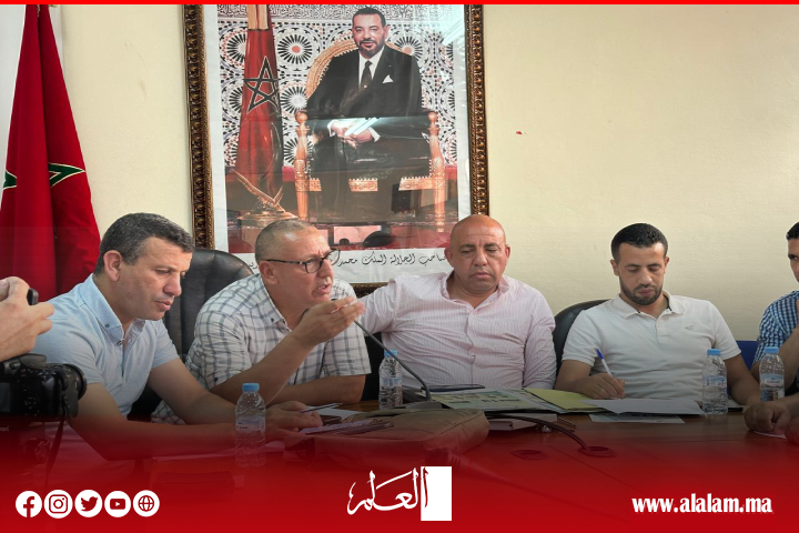 المجلس البلدي لأزيلال ينظم ندوة صحفية لتسليط الضوء على فقرات مهرجان فنون الأطلس في دورته 13 المجلس البلدي لأزيلال ينظم ندوة صحفية لتسليط الضوء على فقرات مهرجان فنون الأطلس في دورته 13