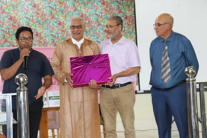 الجامعة الحرة للتعليم بالجديدة تكرم عددا من متقاعديها ومنتسبيها.. الجامعة الحرة للتعليم بالجديدة تكرم عددا من متقاعديها ومنتسبيها..