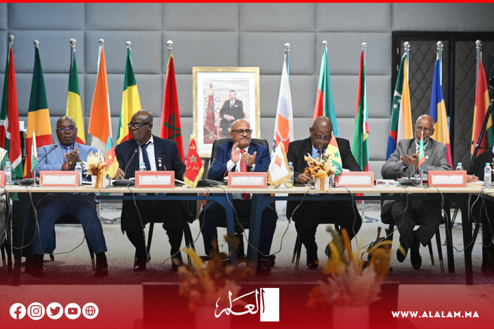 العثماني يترأس أشغال لجان الاتحاد الافريقي المنظم بالرباط تحت شعار "التعاضد في إفريقيا رافعة أساسية لتحقيق هدف التغطية الصحية الشاملة" العثماني يترأس أشغال لجان الاتحاد الافريقي المنظم بالرباط تحت شعار "التعاضد في إفريقيا رافعة أساسية لتحقيق هدف التغطية الصحية الشاملة"