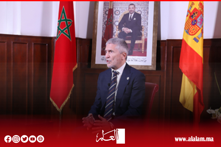 وزير الداخلية الإسباني يعتبر الجالية المغربية نموذجا ناجحا للاندماج في إسبانيا وزير الداخلية الإسباني يعتبر الجالية المغربية نموذجا ناجحا للاندماج في إسبانيا