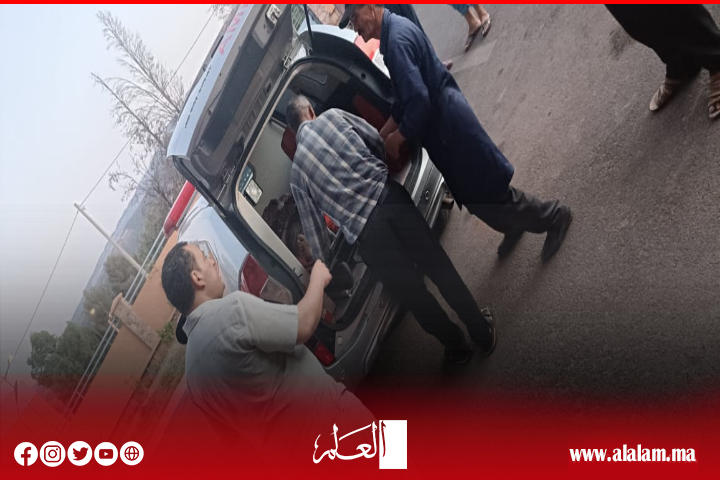 حادثة مميتة إثر انقلاب حافلة للنقل المزدوج ضواحي دمنات تستنفر السلطات حادثة مميتة إثر انقلاب حافلة للنقل المزدوج ضواحي دمنات تستنفر السلطات