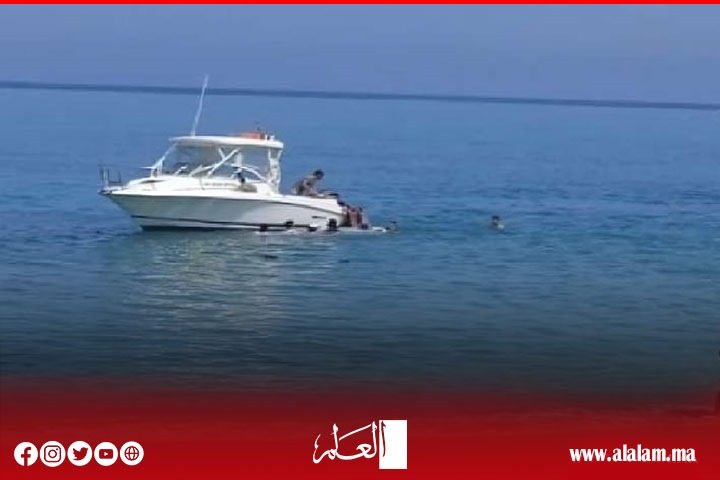 من بينهم جزائريون.. البحرية الملكية توقف مهاجرين سريين بالمضيق من بينهم جزائريون.. البحرية الملكية توقف مهاجرين سريين بالمضيق