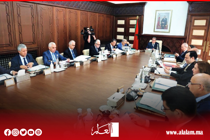الحكومة تؤكد مواصلة تنزيل الأوراش الإصلاحية الاستراتيجية بالسرعة والفعالية اللازمين الحكومة تؤكد مواصلة تنزيل الأوراش الإصلاحية الاستراتيجية بالسرعة والفعالية اللازمين