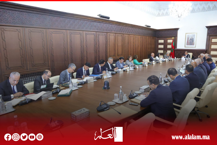 "أخنوش" يترأس الاجتماع الـ 11 للجنة البين وزارية المكلفة ببرنامج إعادة البناء والتأهيل العام للمناطق المتضررة من زلزال الحوز "أخنوش" يترأس الاجتماع الـ 11 للجنة البين وزارية المكلفة ببرنامج إعادة البناء والتأهيل العام للمناطق المتضررة من زلزال الحوز