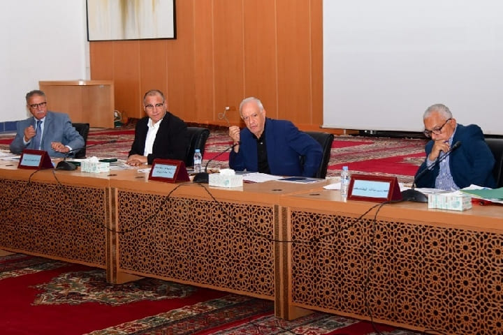 والي جهة الدار البيضاء سطات يترأس يوما تواصليا بالجديدة والي جهة الدار البيضاء سطات يترأس يوما تواصليا بالجديدة