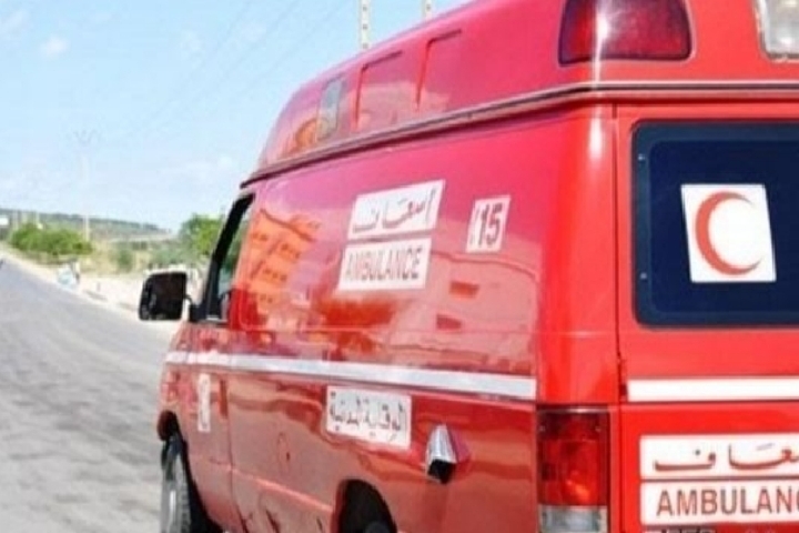 ثلاثيني يقدم على رمي نفسه من الطابق الثاني بالحسيمة ثلاثيني يقدم على رمي نفسه من الطابق الثاني بالحسيمة