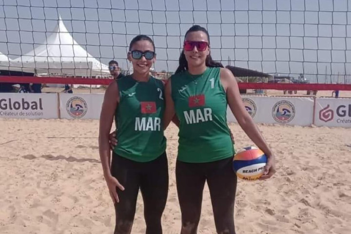 المنتخب المغربي النسوي يحرز لقب بطولة العرب للكرة الطائرة الشاطئية على حساب لبنان المنتخب المغربي النسوي يحرز لقب بطولة العرب للكرة الطائرة الشاطئية على حساب لبنان