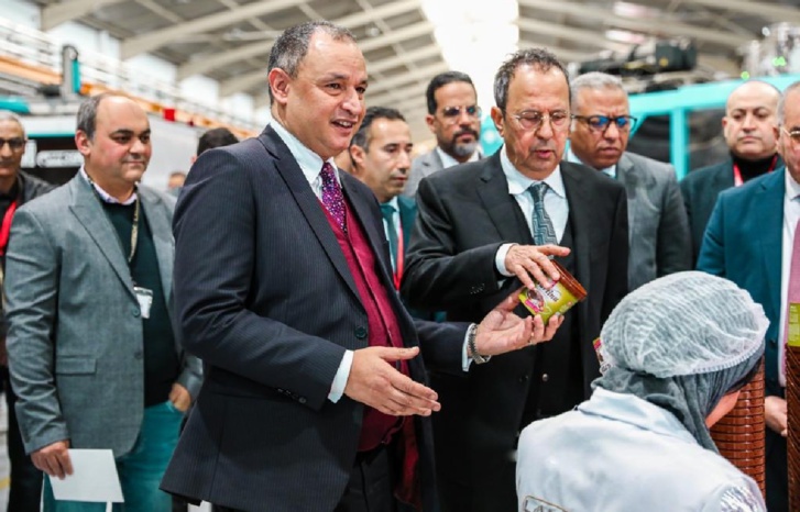 المغرب ثاني أكثر بلد تنافسي عالميا في صناعة السيارات المغرب ثاني أكثر بلد تنافسي عالميا في صناعة السيارات